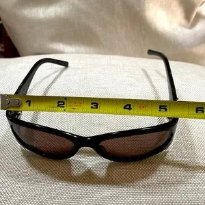Gucci | Accessories | Gucci Brown Sunglasses Gg Logo On  display picture 1